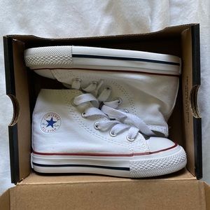Converse infant all star white sneakers NEW size 6